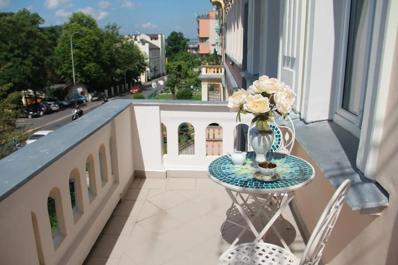 Jurincom Apartments Kralovska Vyhlidka Karlovy Vary Czech Republic